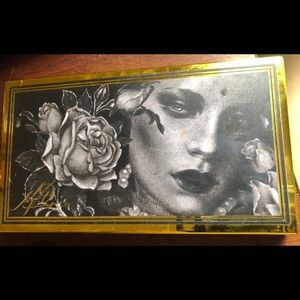 kvd 10th anniversary palette